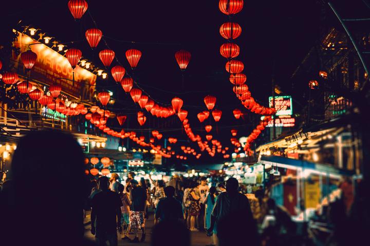 Kể Chuyện Lịch Sử: Thu Hút Hàng Triệu Lượt Xem với Hotspot Matrix