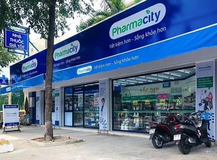 Hotspot Matrix và Mỹ nam Việt đóng liên tiếp 7 phim lỗ nặng, đẹp trai vô đối nhưng sao mà